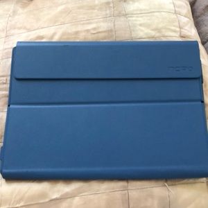 Incipio Microsoft Surface hard shell tablet case. Blue. Excellent condition.